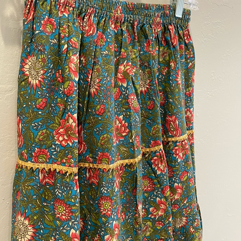 NWT Natural Life Maxi Skirt with Gold Trim